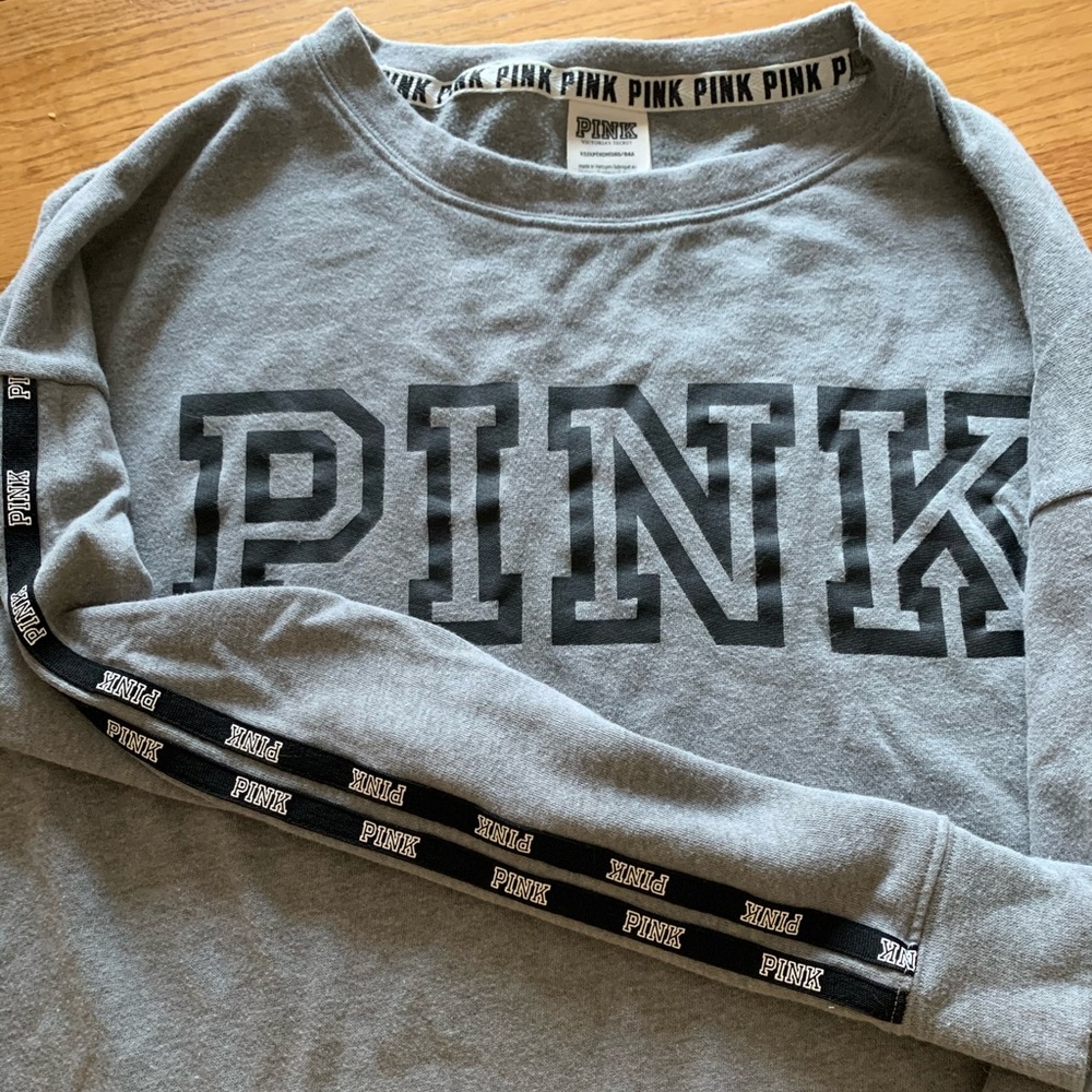 VS Pink gray sweatshirt